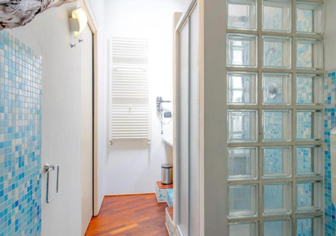 Palazzo Paesana: L'arte A Apartment