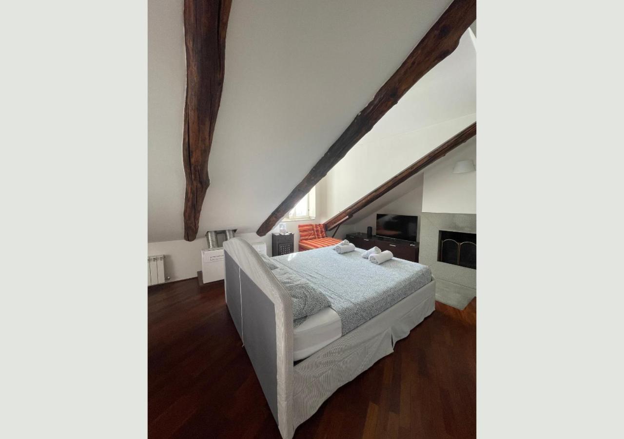 Palazzo Paesana: L'arte A Turin